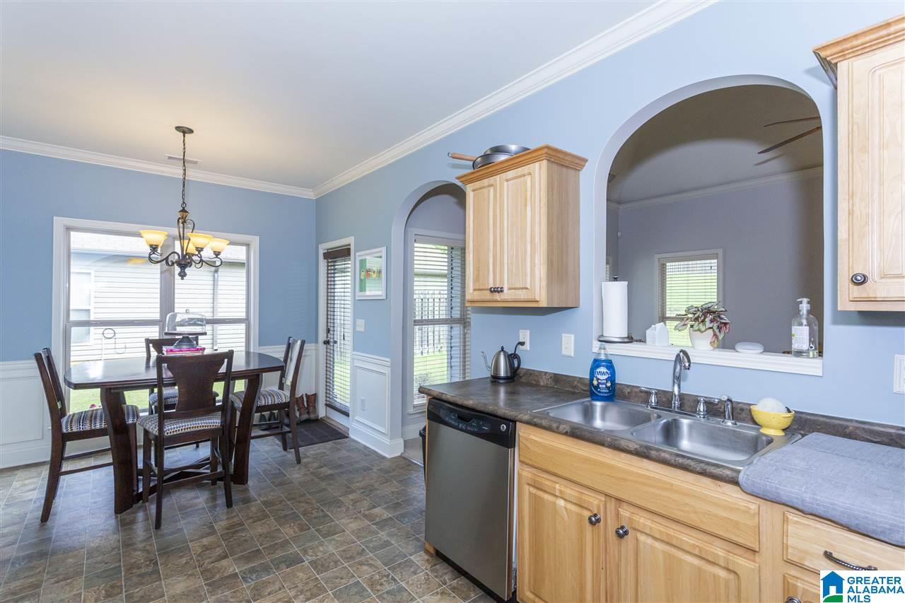 1024 Pearl Place Calera, AL 35040 - Photo 4 of 40