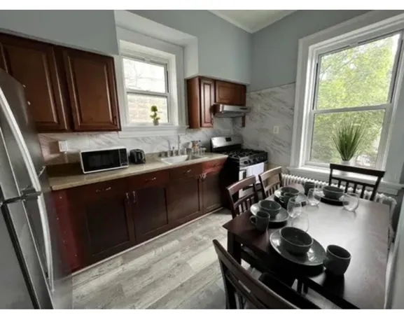 $2,700 | 109 72nd Street, Unit 2, North Bergen, NJ 07047