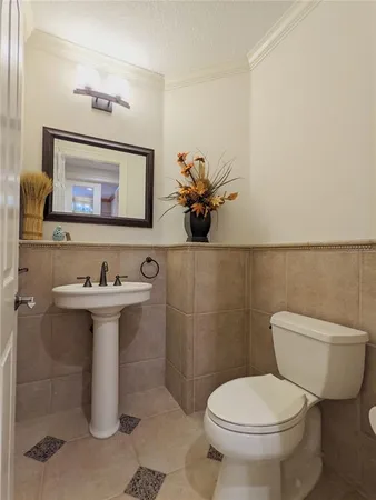 $6,750 | 7460 Paurotis Court, Sarasota, FL 34241