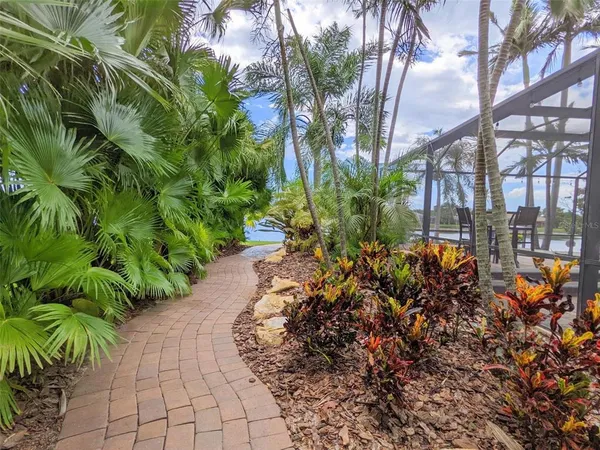 $6,750 | 7460 Paurotis Court, Sarasota, FL 34241