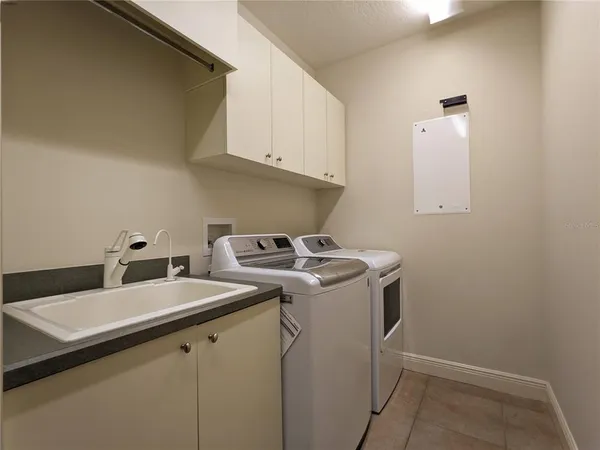 $6,750 | 7460 Paurotis Court, Sarasota, FL 34241