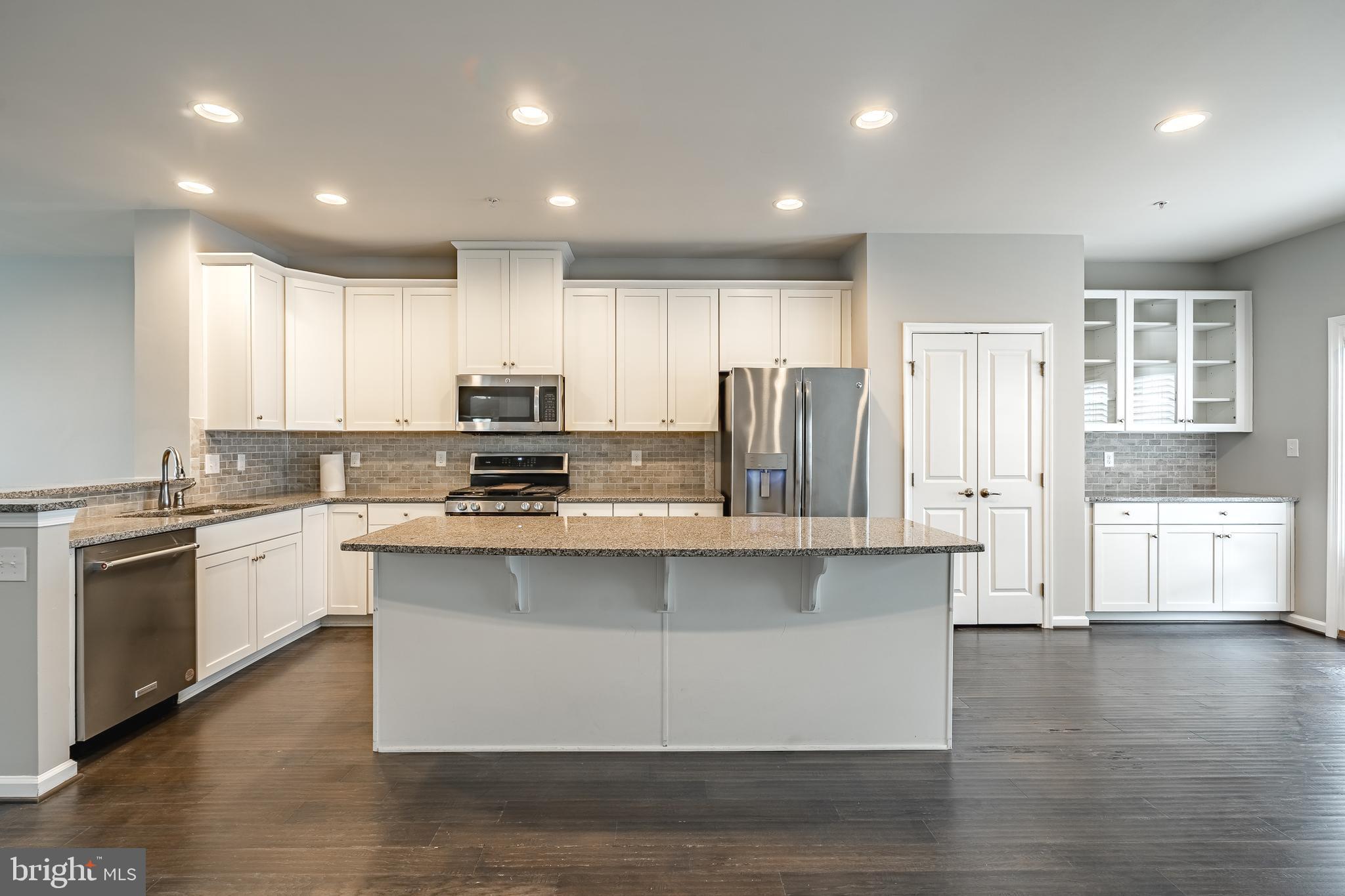 112 Patriots Path Malvern, PA 19355 - Photo 13 of 38 Kitchen with island