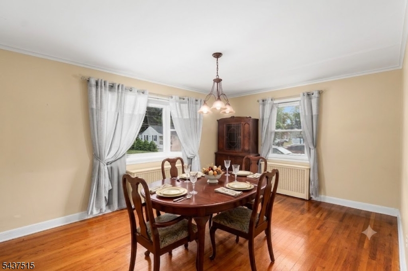 75 Lancaster Road Woodbridge, NJ 07067 - Photo 16 of 33
