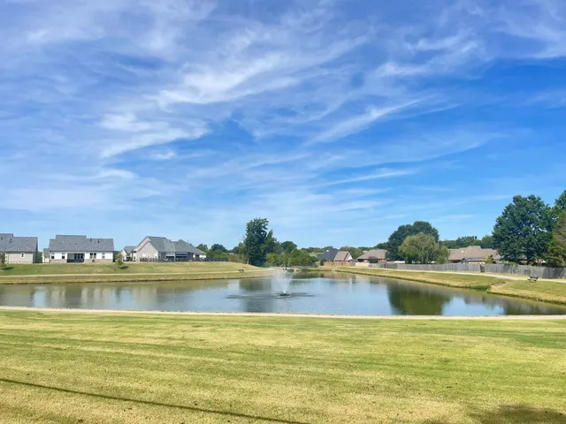 $480,000 | 5 Northern Leaf Drive, Oakland, TN 38060