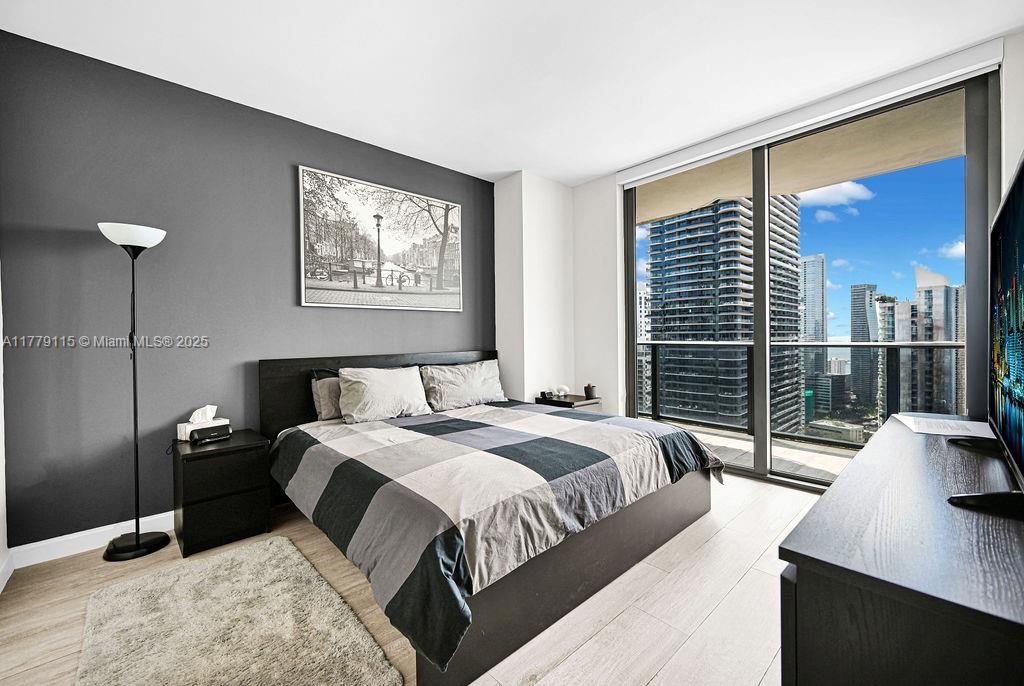 45 Southwest 9th Street, Unit 3705 Miami, FL 33130 - Photo 18 of 61