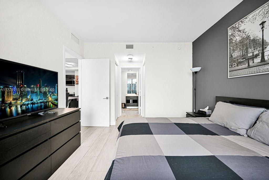 45 Southwest 9th Street, Unit 3705 Miami, FL 33130 - Photo 20 of 61