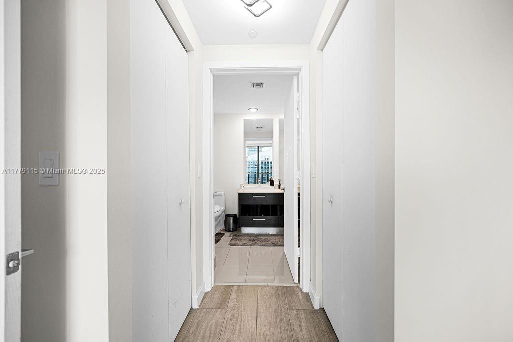 45 Southwest 9th Street, Unit 3705 Miami, FL 33130 - Photo 21 of 61