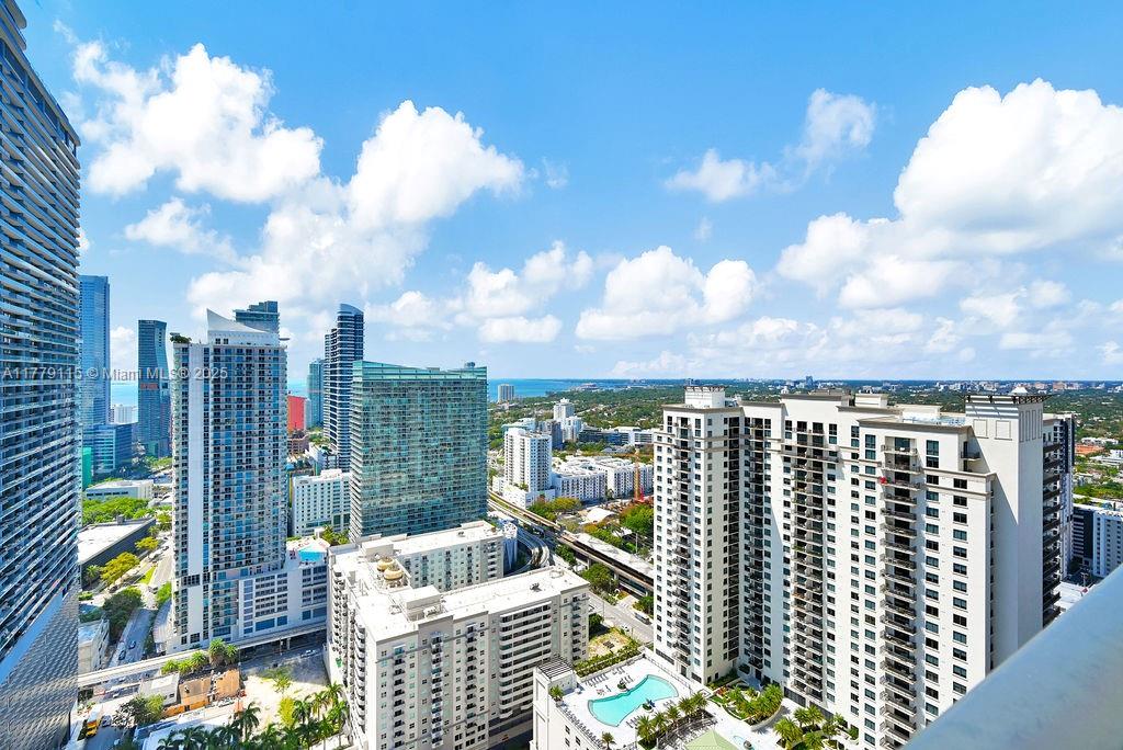 45 Southwest 9th Street, Unit 3705 Miami, FL 33130 - Photo 3 of 61