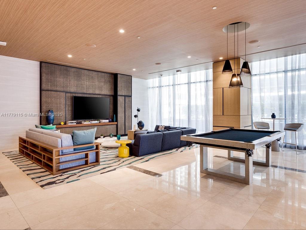 45 Southwest 9th Street, Unit 3705 Miami, FL 33130 - Photo 51 of 61