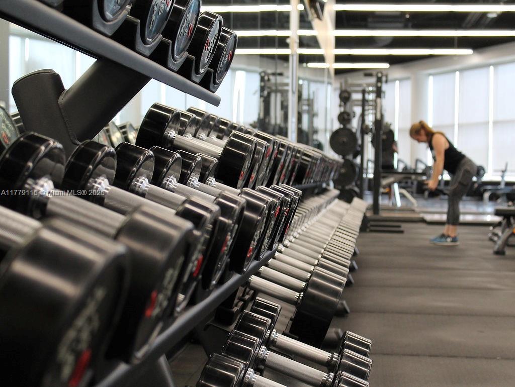 45 Southwest 9th Street, Unit 3705 Miami, FL 33130 - Photo 59 of 61