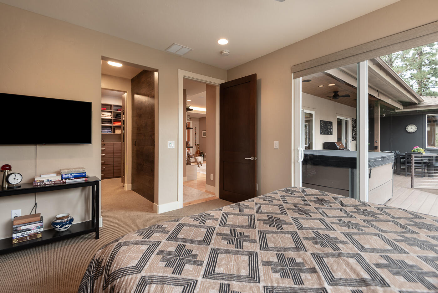 3312 Northwest Shevlin Ridge Bend, OR 97703 - Photo 21 of 63 Primary Suite
