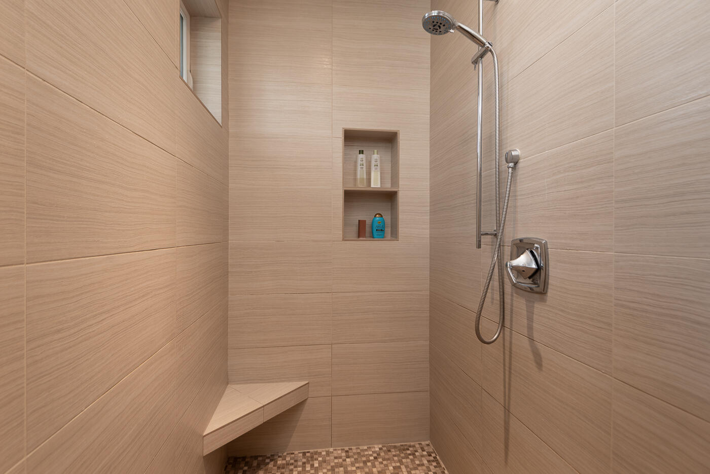 3312 Northwest Shevlin Ridge Bend, OR 97703 - Photo 26 of 63 Primary Walk-in Shower