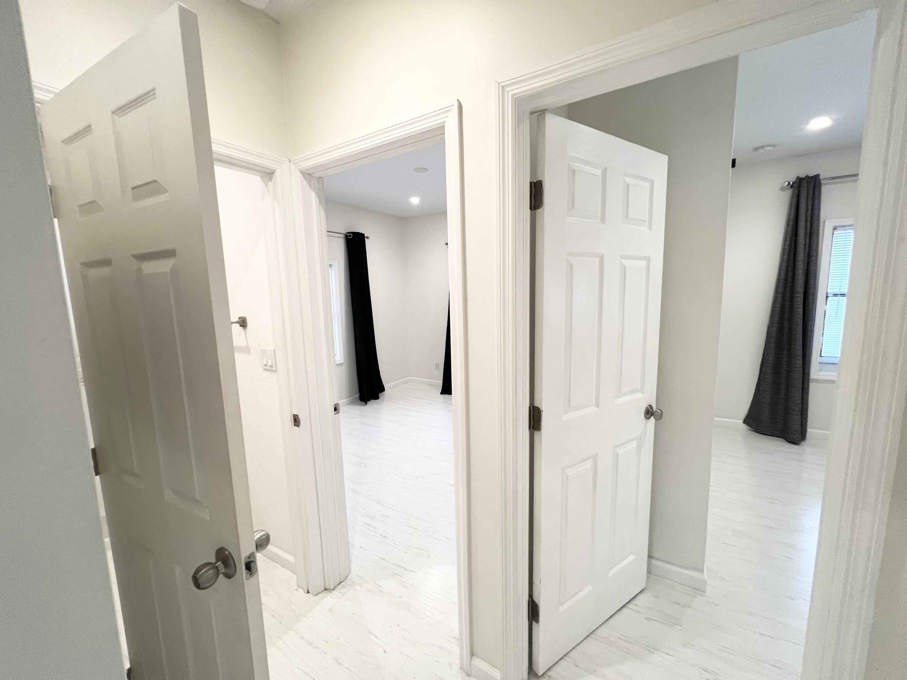 431 Ardmore Road West Palm Beach, FL 33401 - Photo 5 of 13 a bathroom with a tub and a shower