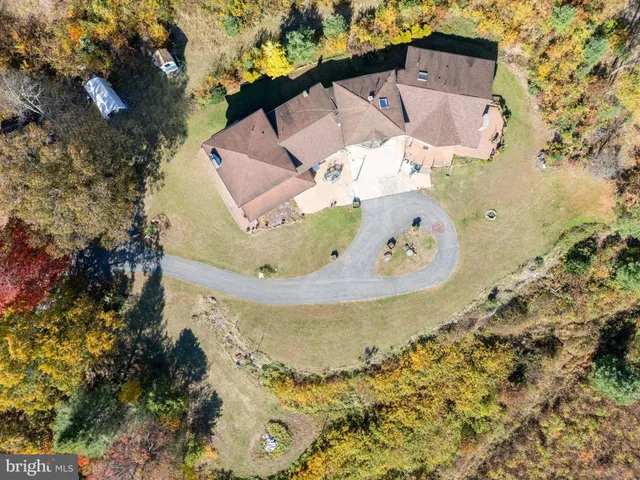 a view of a bathtub in the backyard