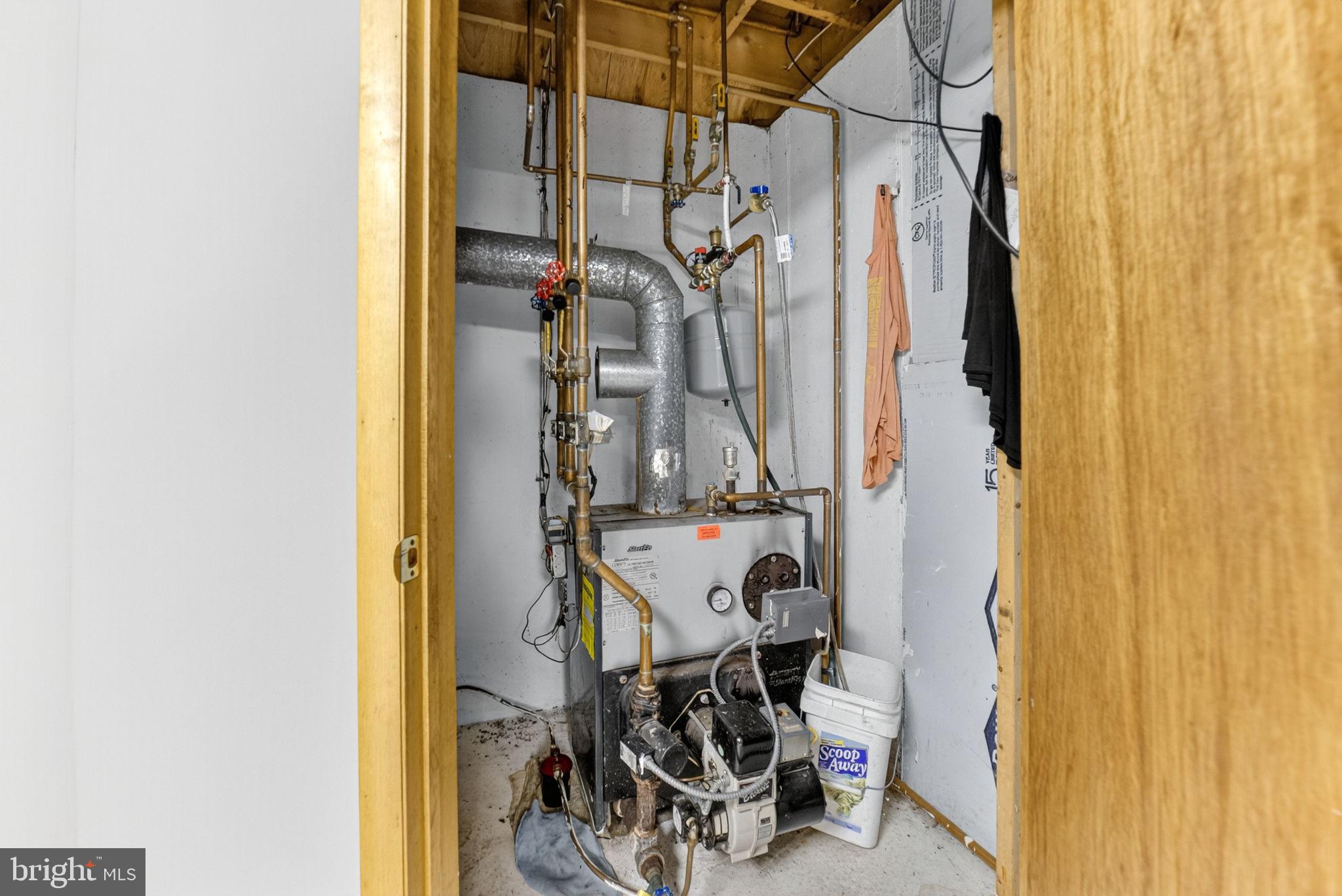 394 Flagstaff Road Lehighton, PA 18235 - Photo 60 of 73 a view of walk in closet with clothes and shoes