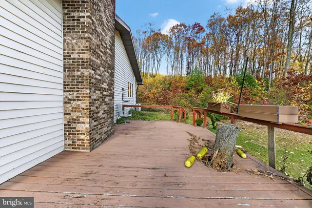 $790,999 | 394 Flagstaff Road, Lehighton, PA 18235