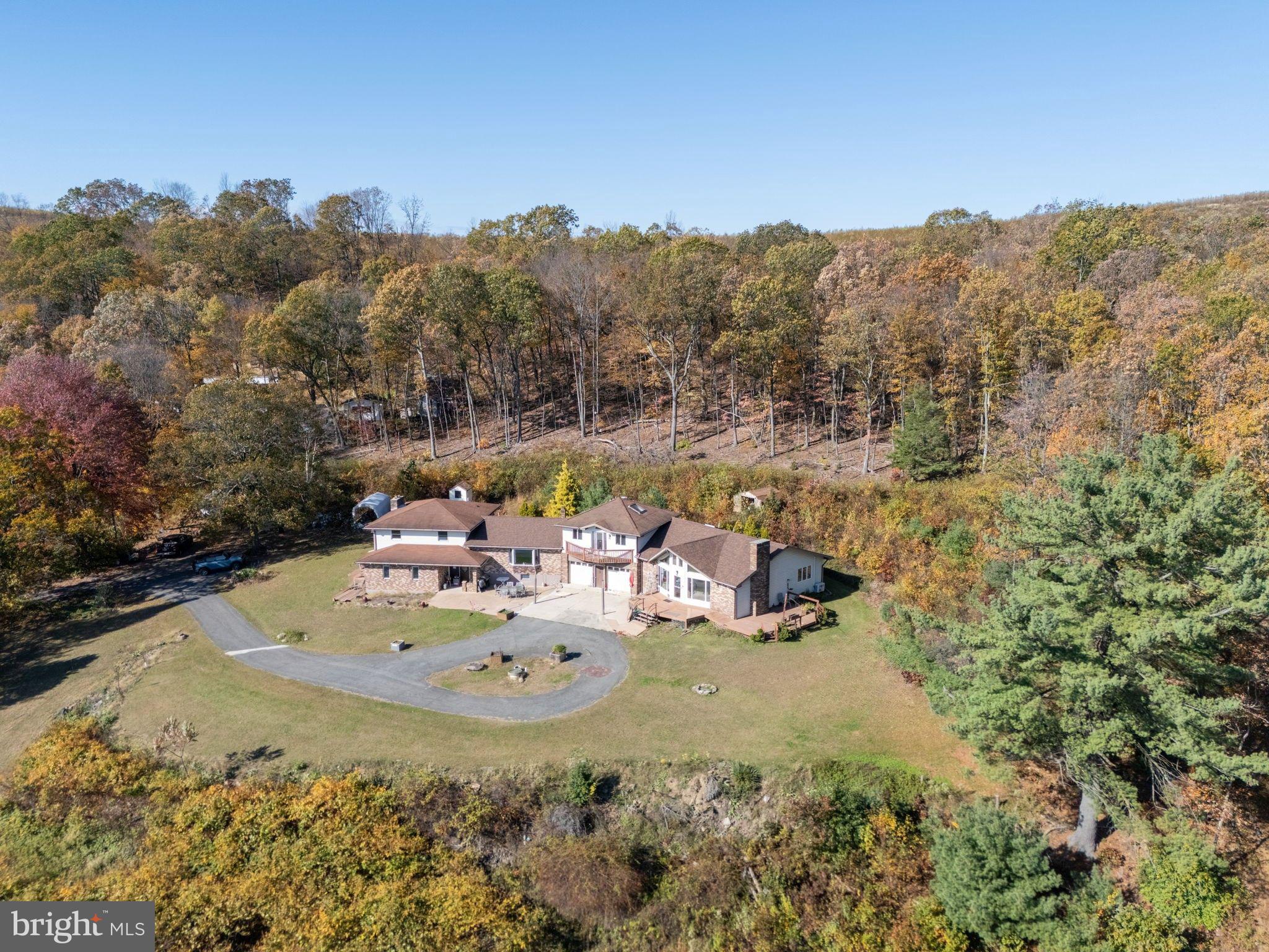 394 Flagstaff Road Lehighton, PA 18235 - Photo 7 of 73