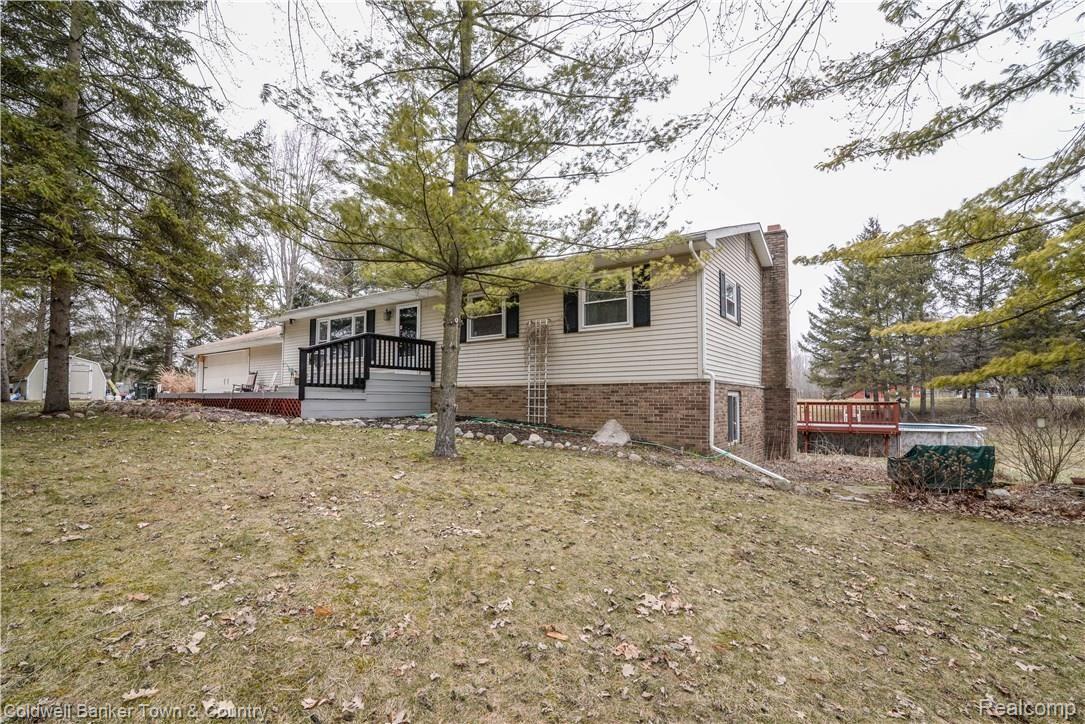 1224 West Barron Road Howell, MI 48855 - Photo 1 of 48 _A4 - Copy (2) - Copy - Copy - Copy.jpg