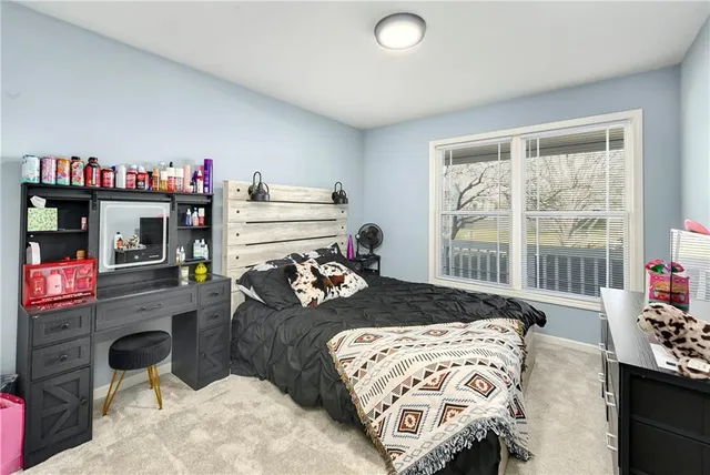 $370,000 | 15609 Pebble Drive, Basehor, KS 66007