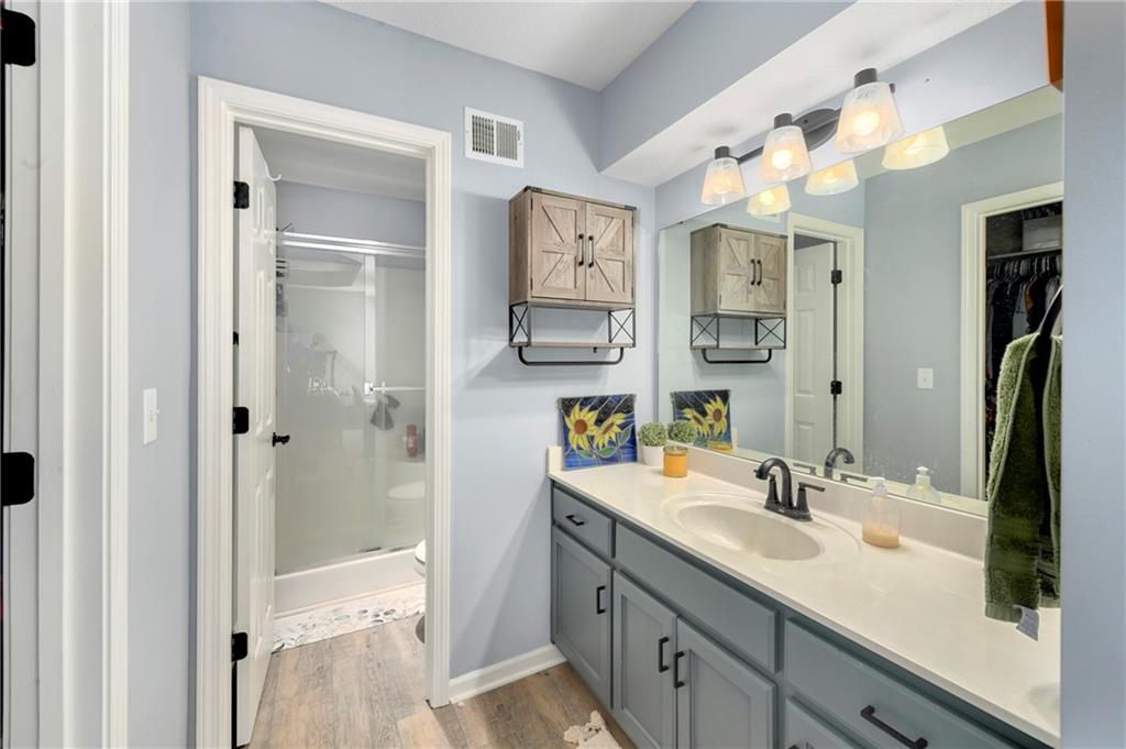 15609 Pebble Drive Basehor, KS 66007 - Photo 25 of 38