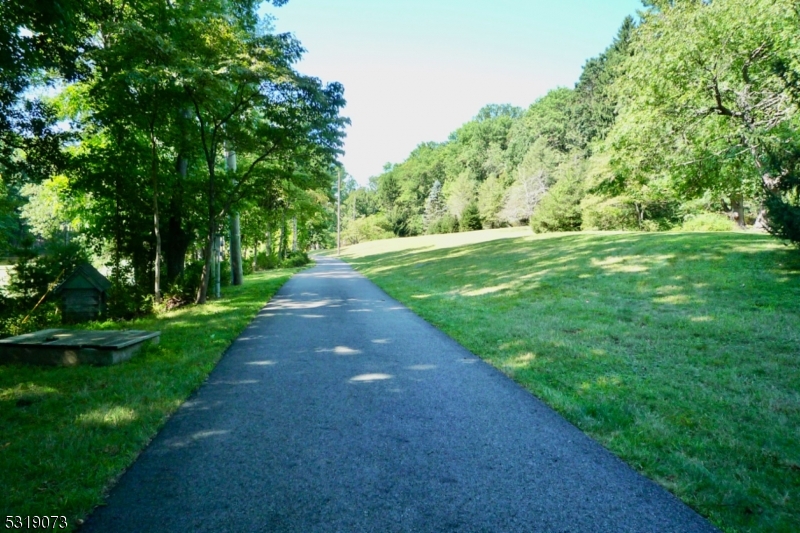 46 Oak Road Boonton, NJ 07005 - Photo 26 of 30 Gallery Image 26