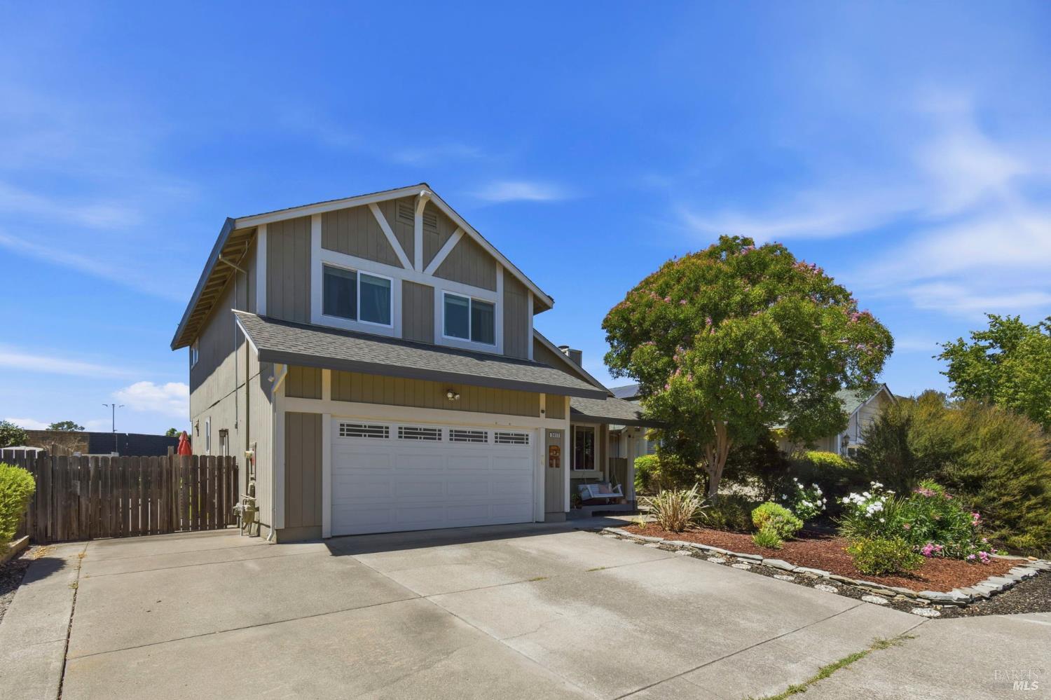 2417 Lemur Street Santa Rosa, CA 95401 - Photo 3 of 28