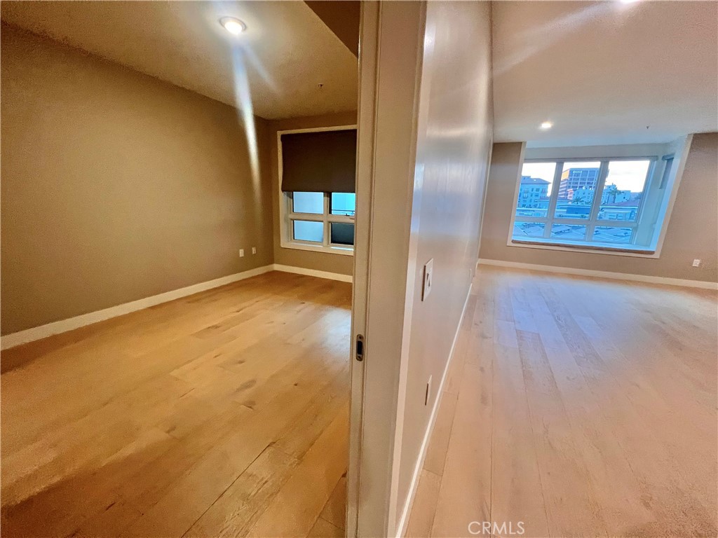 39 South Los Robles Avenue Pasadena, CA 91101 - Photo 30 of 36 a view of an empty room