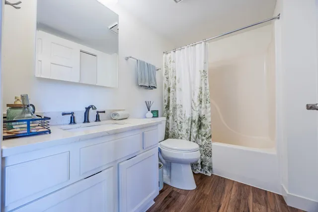 $169,900 | 2601 Kenzie Terrace, Unit 515, St. Anthony, MN 55418