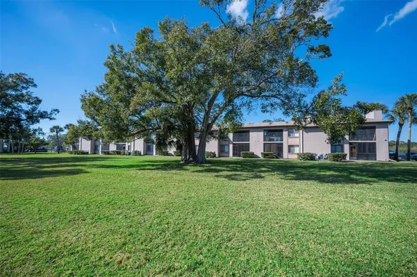 $189,000 | 107 Mary Drive, Unit 107, Oldsmar, FL 34677