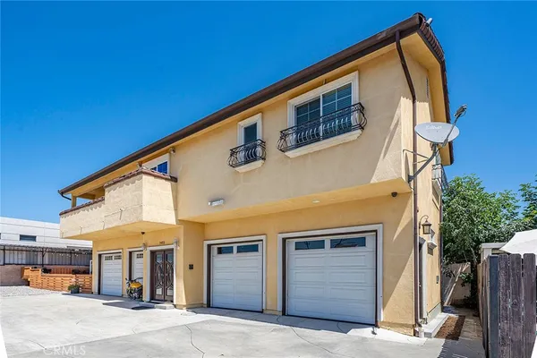 $3,899 | 7923 Ledge Avenue, Sun Valley, CA 91352