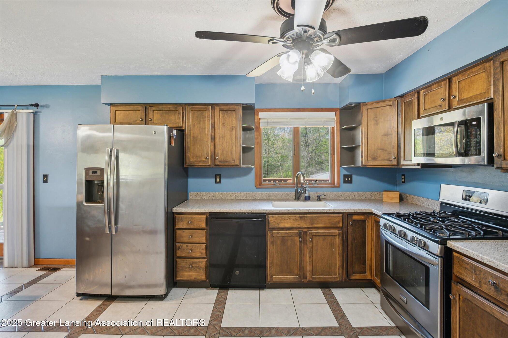 3468 Haynes Road Leslie, MI 49251 - Photo 20 of 62 16-3468-Haynes-Rd-Leslie-MI-49251-Window
