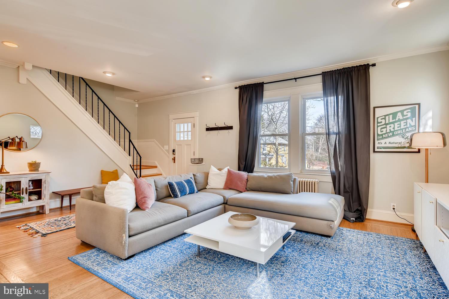 2211 Arden Road Baltimore, MD 21209 - Photo 6 of 25 Gallery Image 6