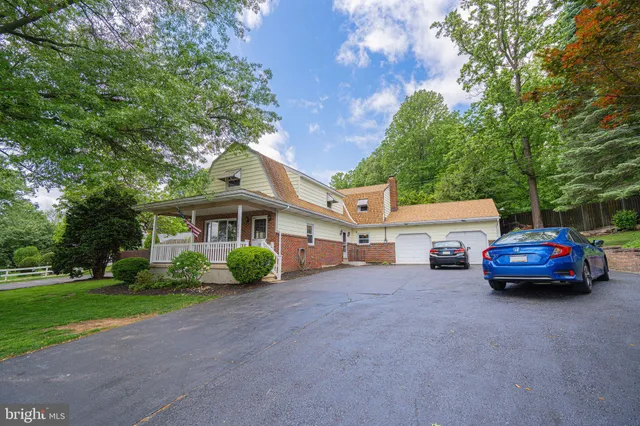 $320,000 | 3082 Pricetown Road, Temple, PA 19560