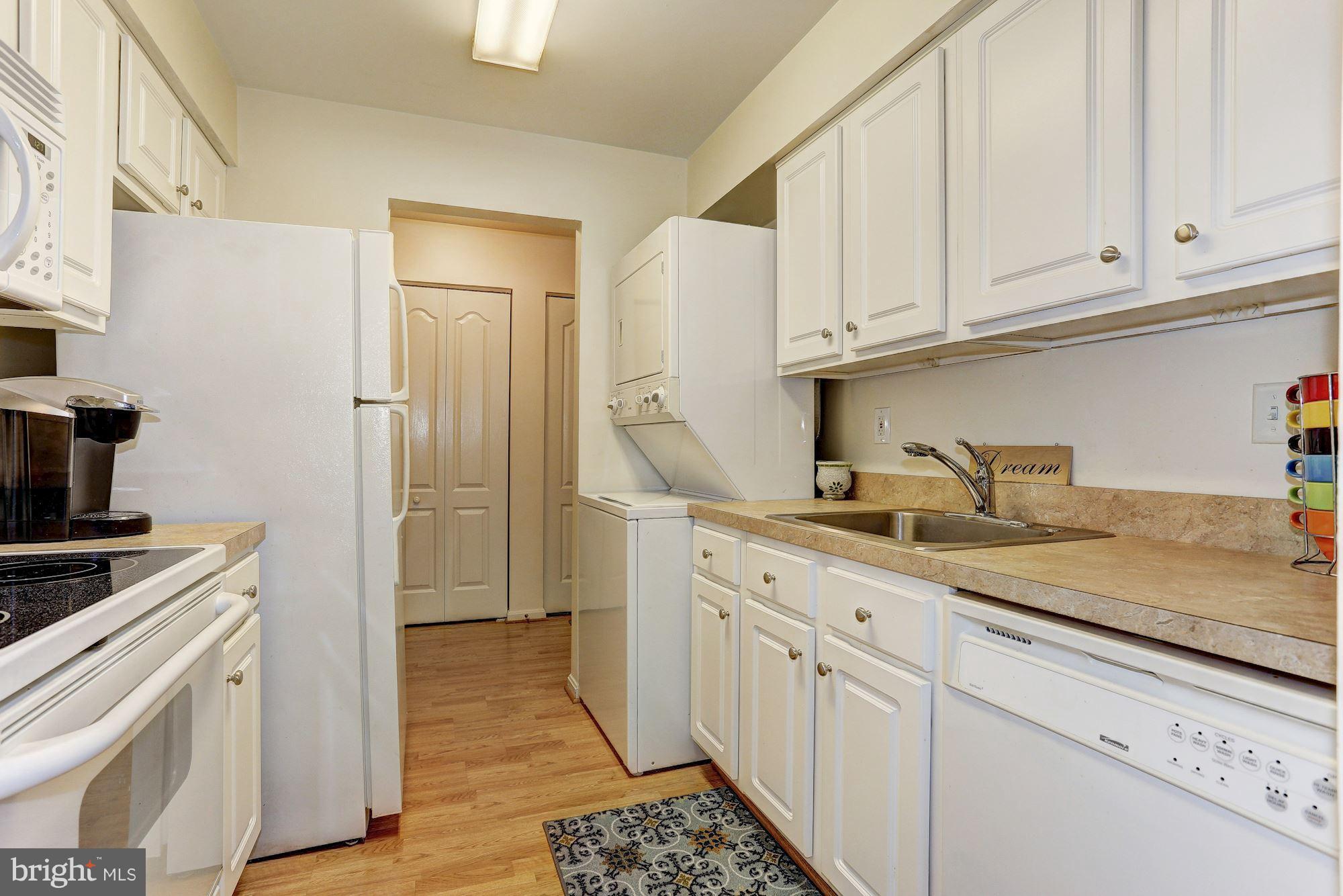 8613 Falls Run Road, Unit A Ellicott City, MD 21043 - Photo 4 of 19 Kitchen