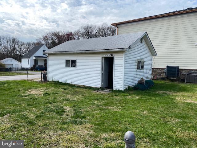 8336 Bletzer Road Dundalk, MD 21222 - Photo 15 of 16 Gallery Image 15