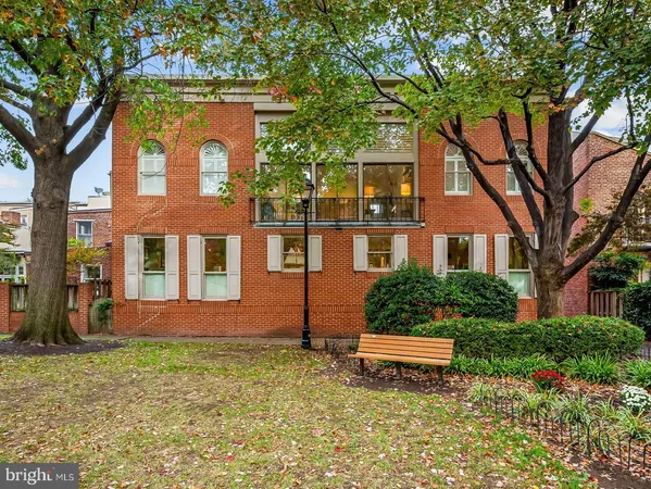 $689,000 | 121 West Lee Street, Baltimore, MD 21201