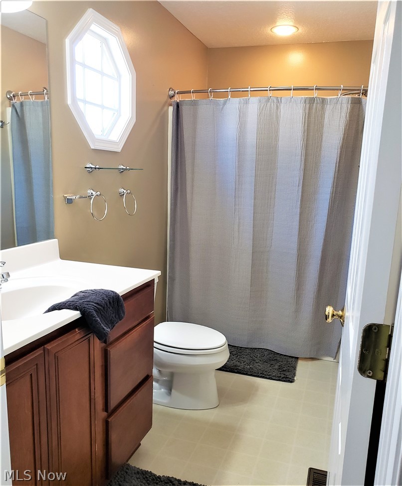 2881 Pitt Road Akron, OH 44312 - Photo 17 of 34 Gallery Image 17