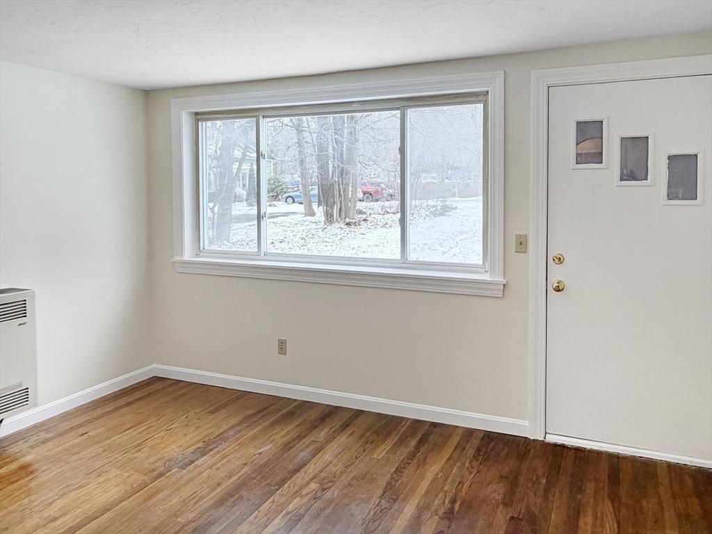 10 Gerald Court, Unit 2 Leicester, MA 01611 - Photo 12 of 22