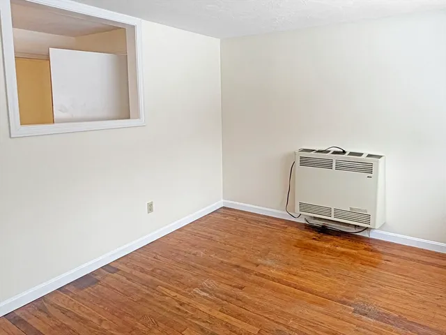 $1,500 | 10 Gerald Court, Unit 2, Leicester, MA 01611