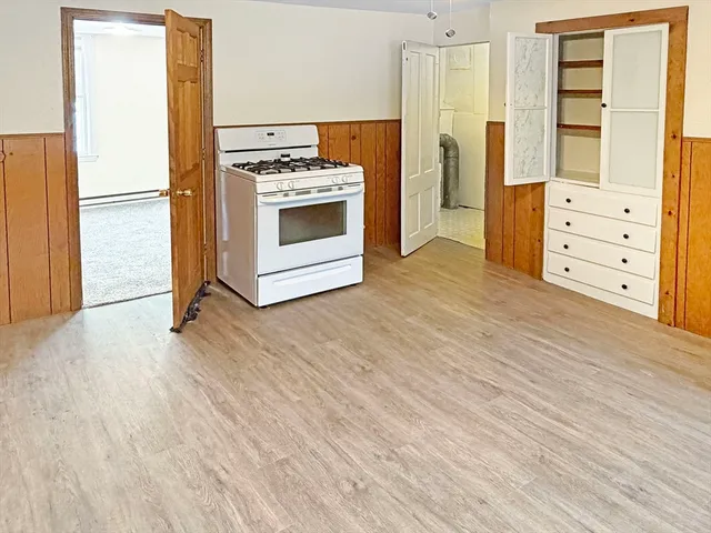 $1,500 | 10 Gerald Court, Unit 2, Leicester, MA 01611