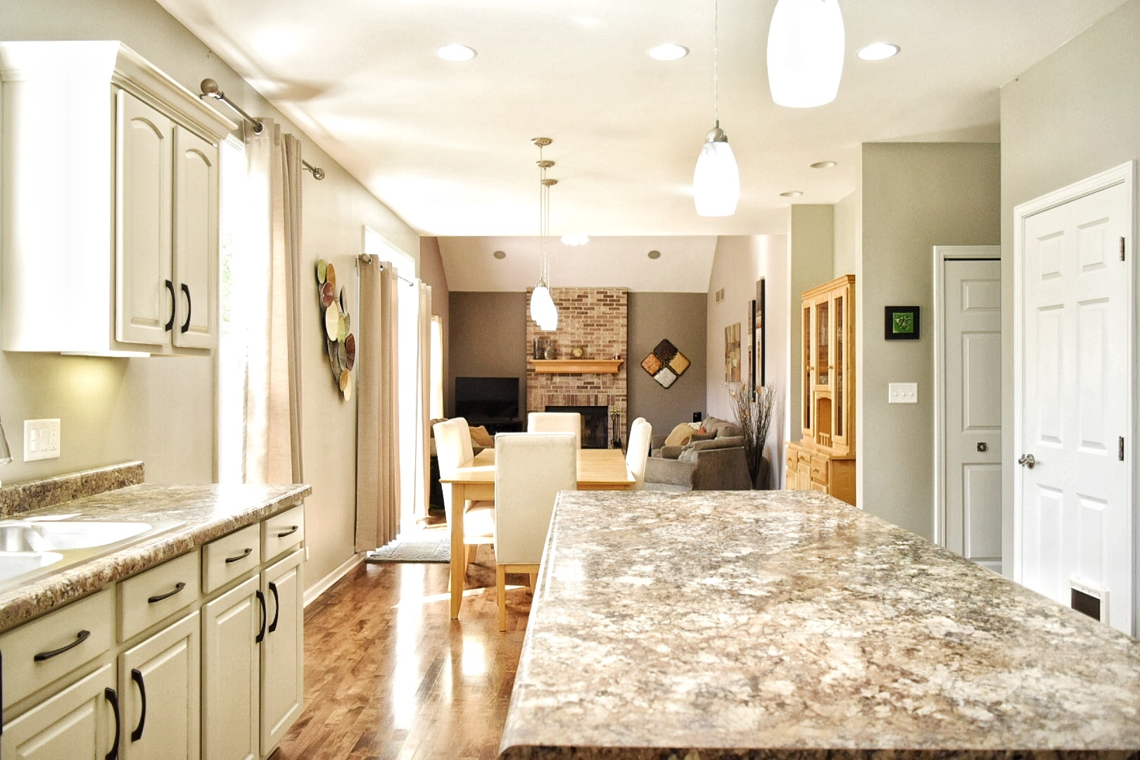 13204 Cinnamon Circle Plainfield, IL 60585 - Photo 7 of 24