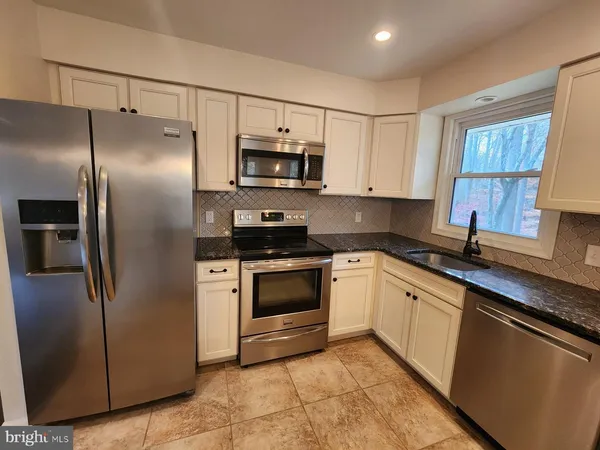 $2,900 | 33 Old Red Lion Road, Southampton, NJ 08088