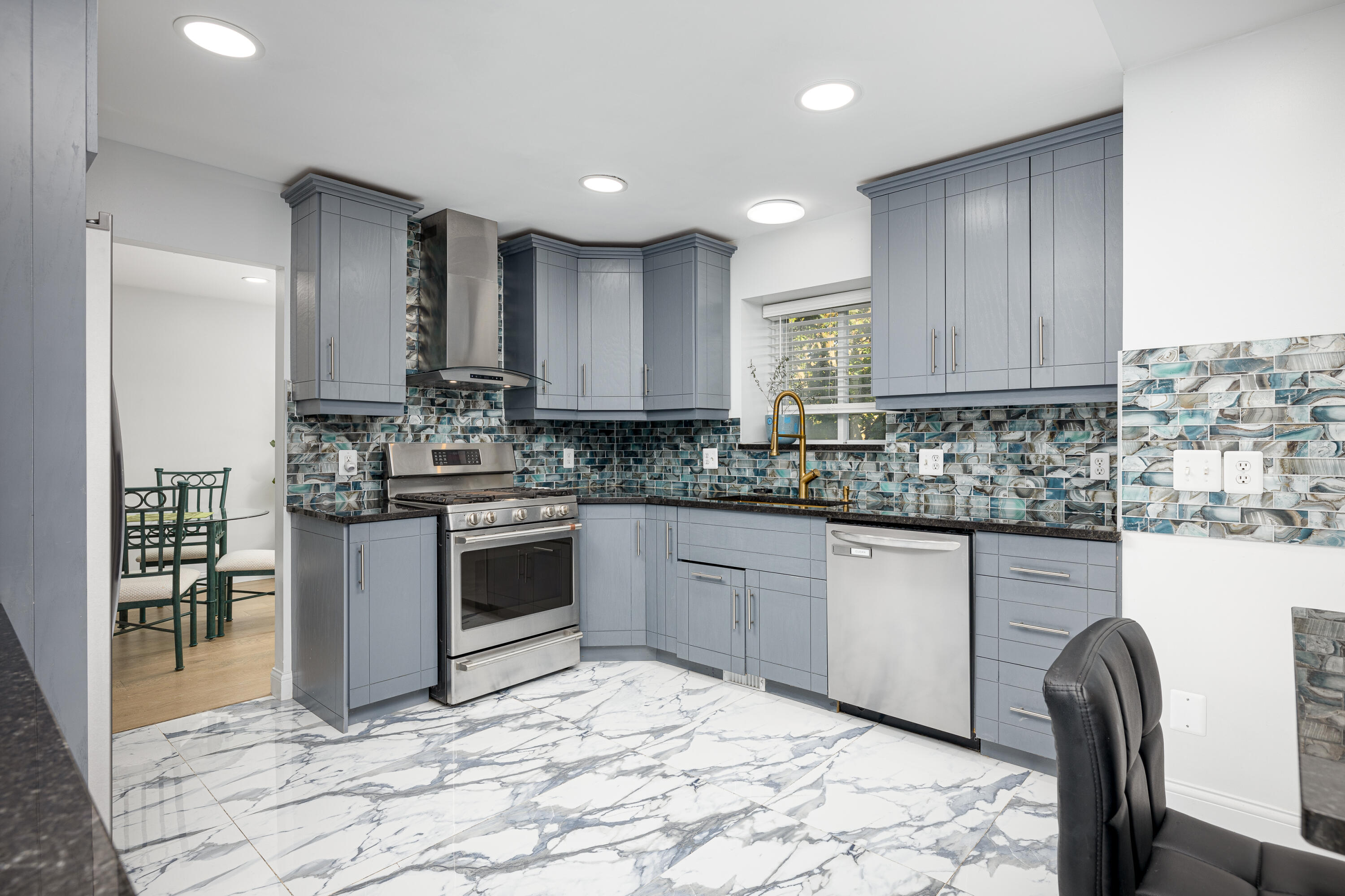 4025 Rolling Meadow Lane Ypsilanti, MI 48197 - Photo 16 of 47 4025 Rolling Meadow Ln (12 of 45)