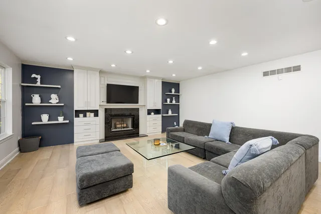 $3,200 | 4025 Rolling Meadow Lane, Ypsilanti, MI 48197