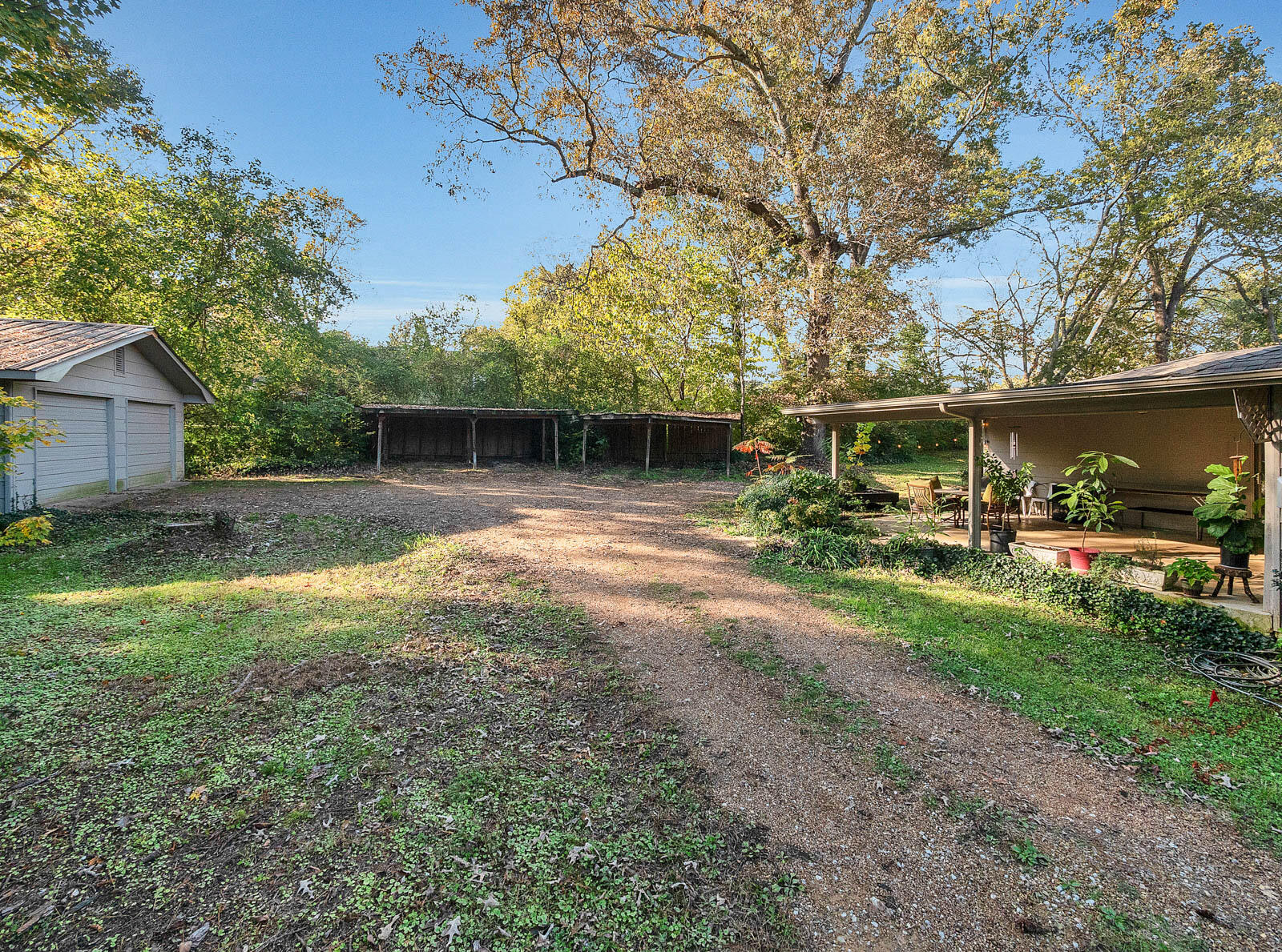170 Reeds Lane Flintstone, GA 30725 - Photo 22 of 28 Driveway, Garage, carport