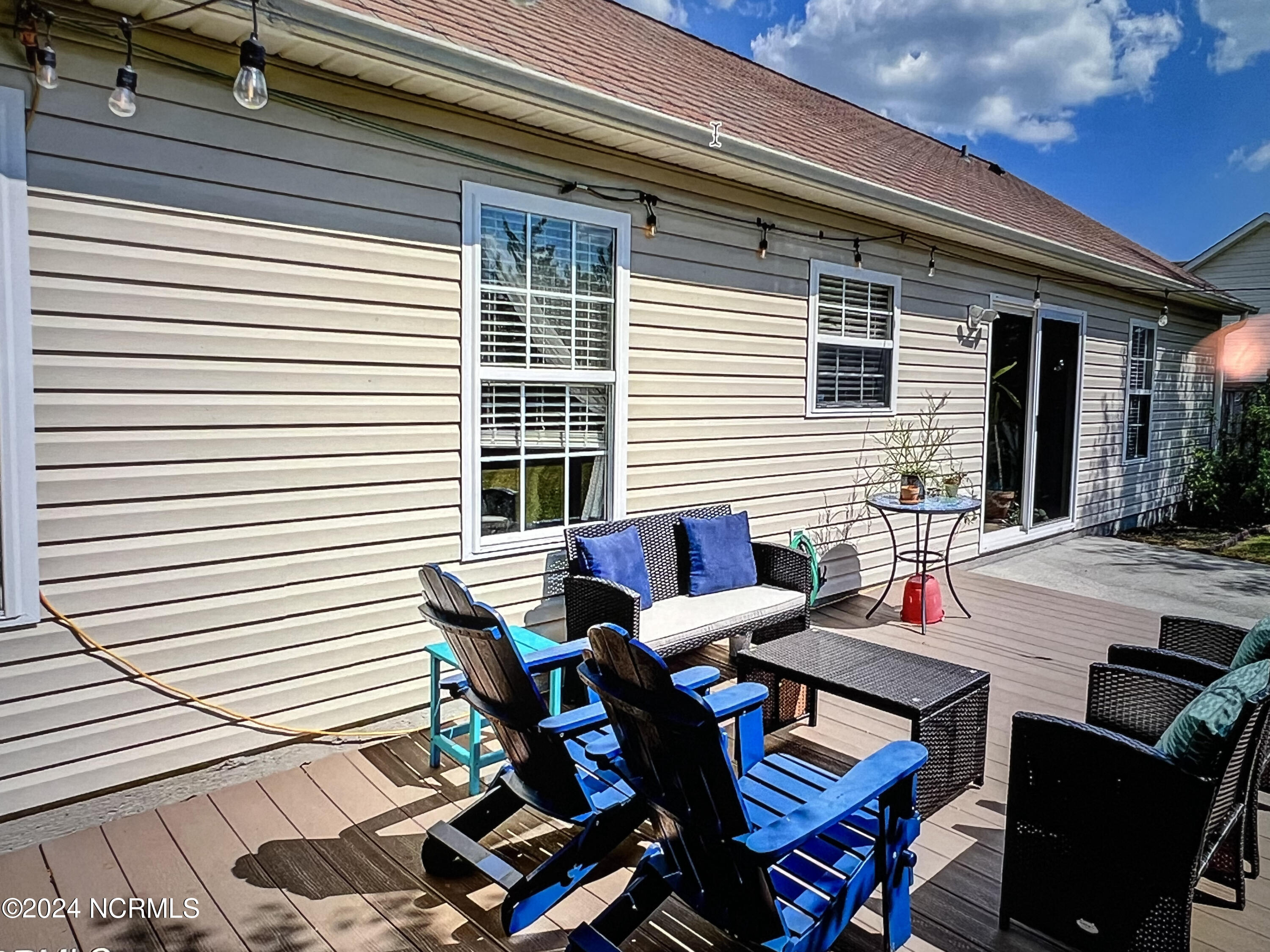 409 Point View Court Wilmington, NC 28411 - Photo 5 of 19 back2