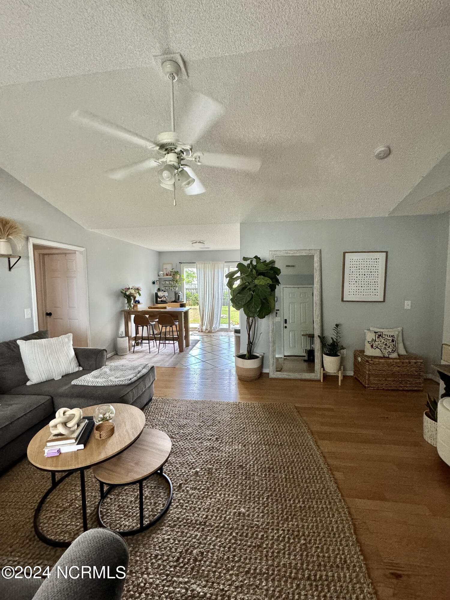 409 Point View Court Wilmington, NC 28411 - Photo 7 of 19 FullSizeRender 9