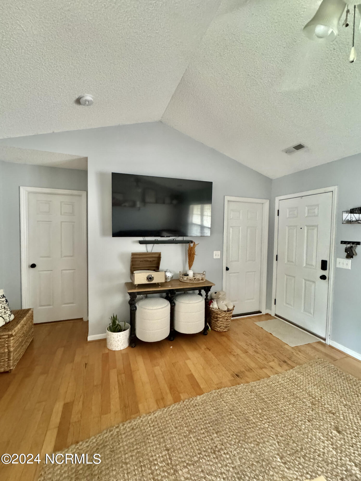 409 Point View Court Wilmington, NC 28411 - Photo 8 of 19 FullSizeRender 10