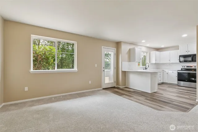 $504,950 | 323 Helen Street, Sedro-Woolley, WA 98284