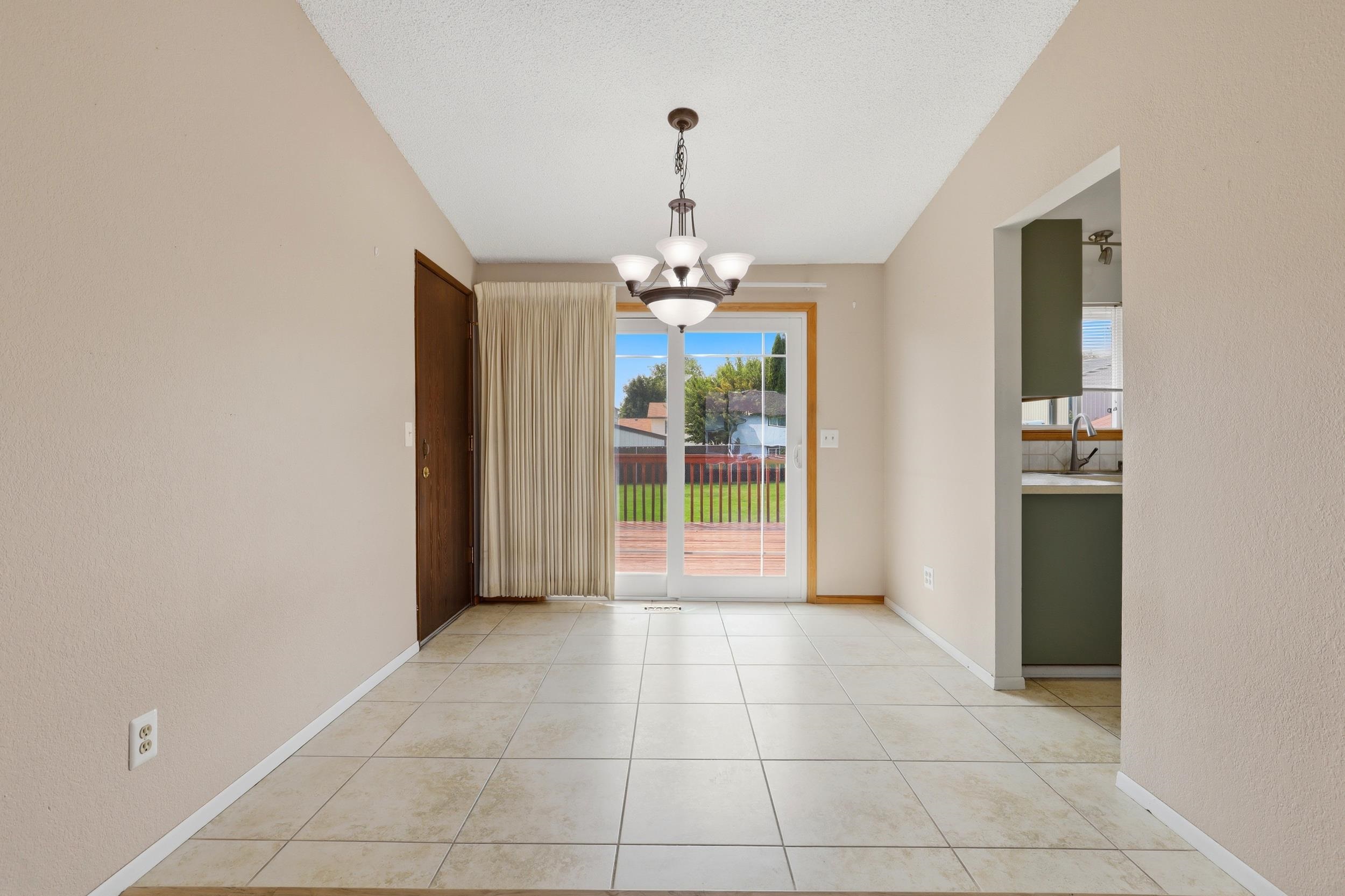 4717 North Lillian Road Spokane, WA 99216 - Photo 11 of 38 Gallery Image 11